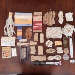 Estate Find: Vintage Lace lot of 34 pieces Rick Rack, Trims, Bias Tape & Notions
